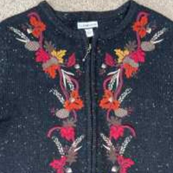 Vintage Croft & Barrow Fall Foliage Embroidered Cardigan Size M - Picture 3 of 9